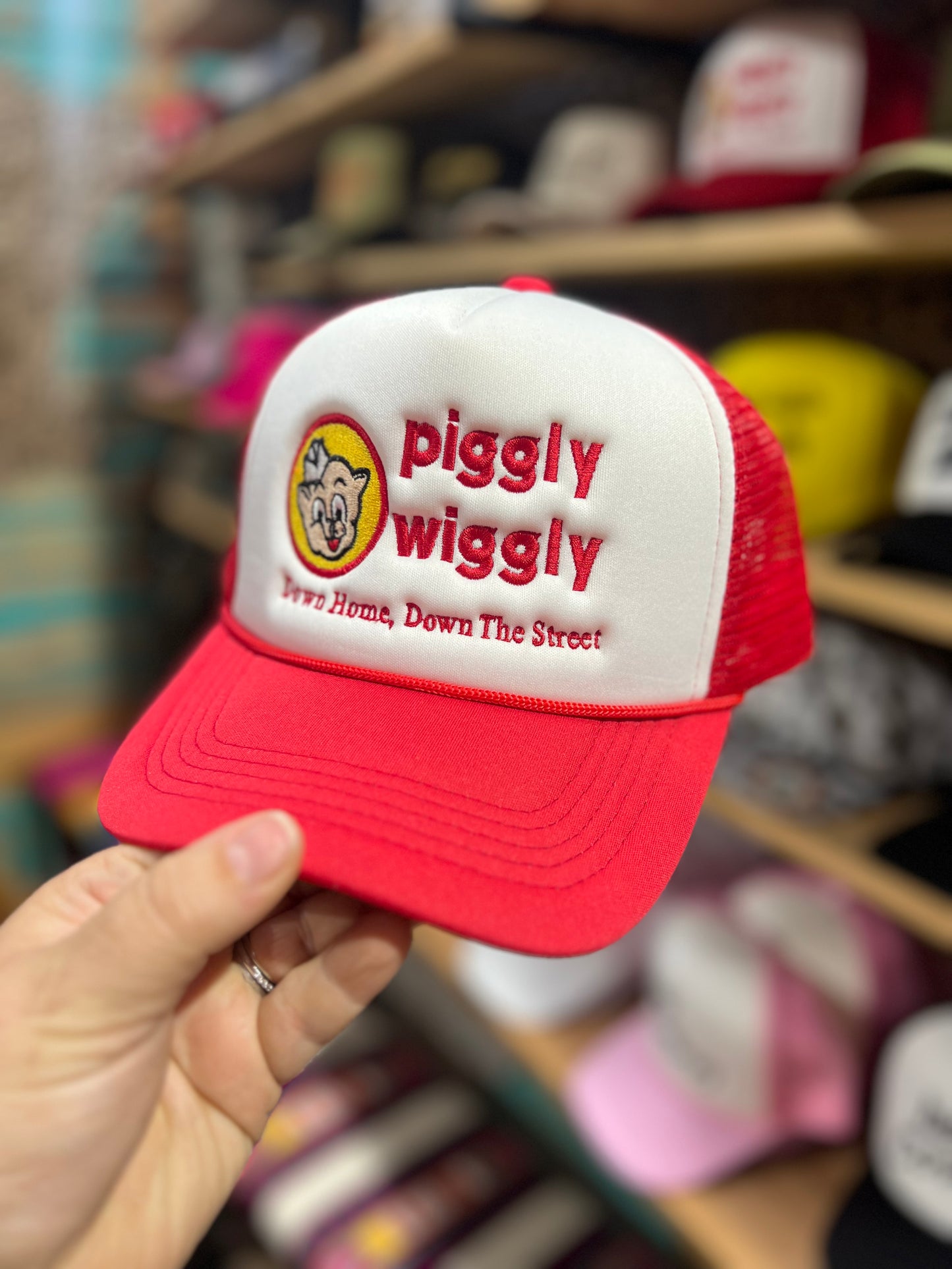 Piggly Wiggly | Trucker Red/White